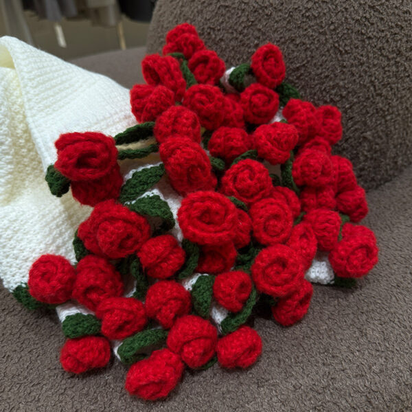 Crochet Rose Blanket - Image 5