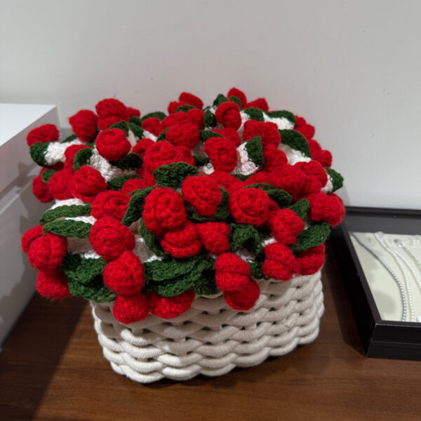 Crochet Rose Blanket - Image 6