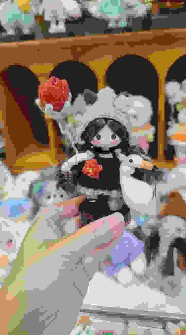 Crochet Goose girl doll - Image 3