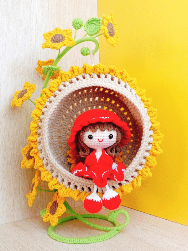 Crochet doll pet nest