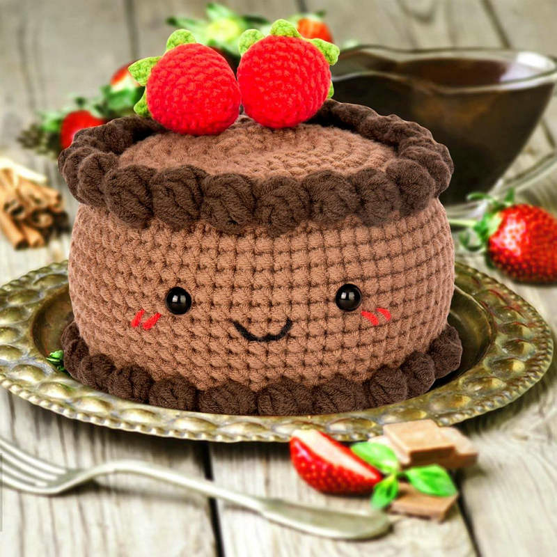 Strawberry Cake Crochet Kit - Image 3